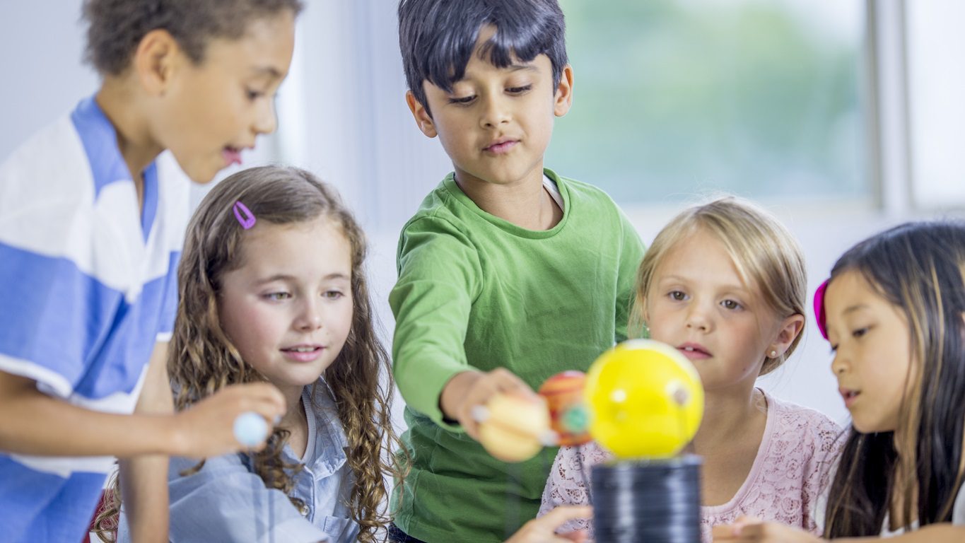 Little Children Exploring a Model Solar System