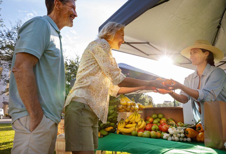 Couple shops the Ave Maria, FL Farmers Market